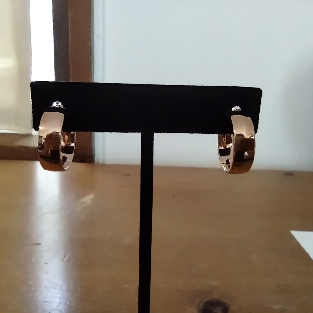 14kt rose gold hoop earrings